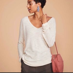 Lou & Grey beige v neck sweater, medium